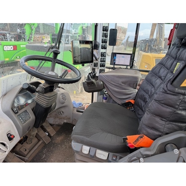 2021 فولفو L150H-47884714