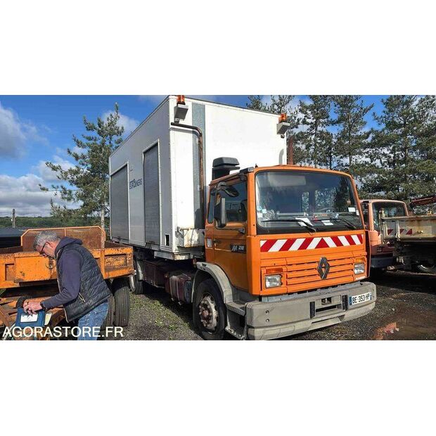 1996 رينو M180-47887388