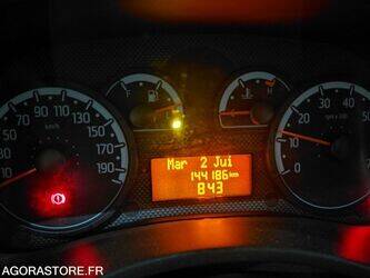2012-fiat-panda-1463534-47887563