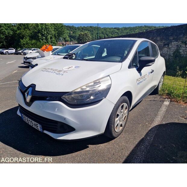 2016 Renault Clio-47887608