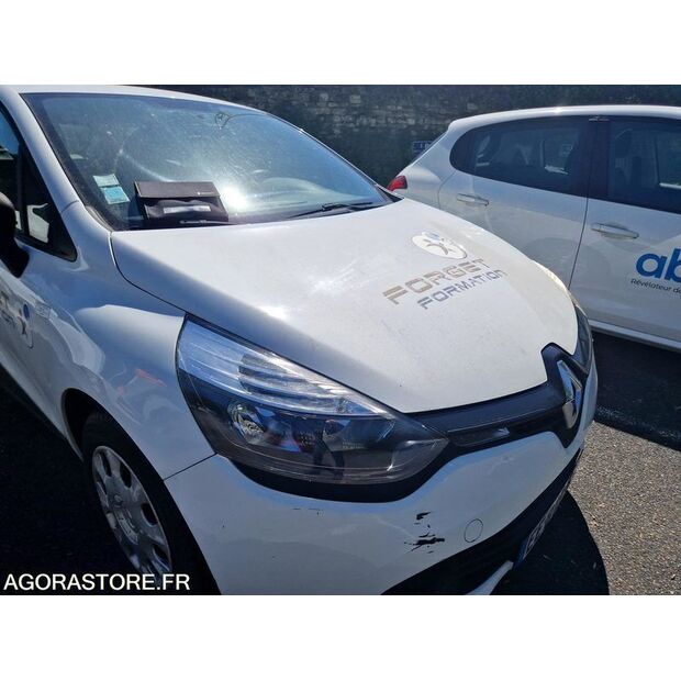 2016 Renault Clio-47887615