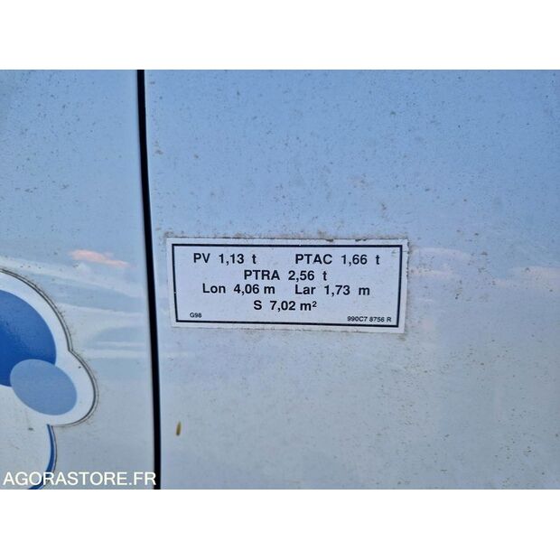 2016 Renault Clio-47887617