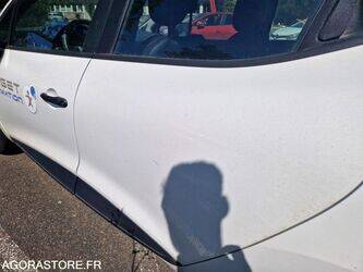 2016-renault-clio-1463536-47887625