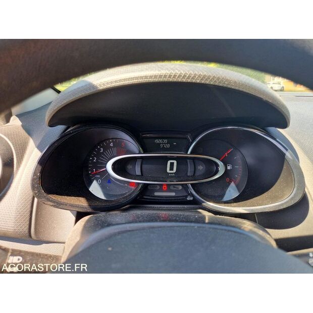 2016 Renault Clio-47887632