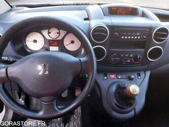 2010-peugeot-partner-1463541-47887809