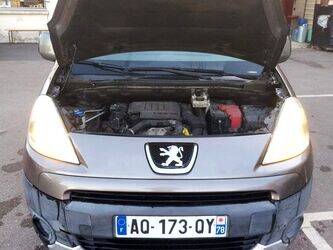 2010-peugeot-partner-1463541-47887812