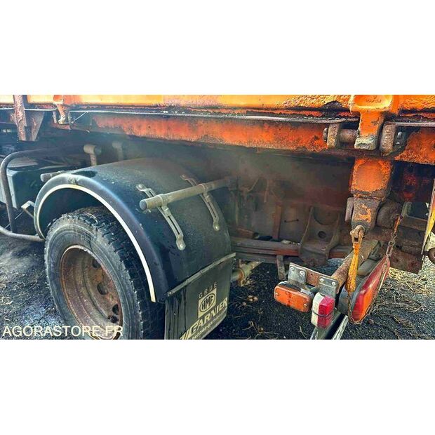 2000 Renault M150-47887947