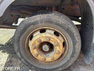 2000-renault-m150-1463545-47887970