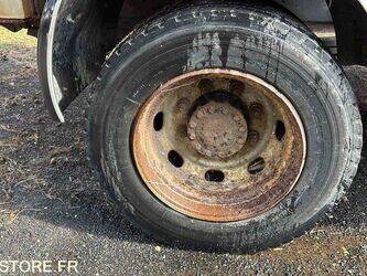 2000-renault-m150-1463545-47887972