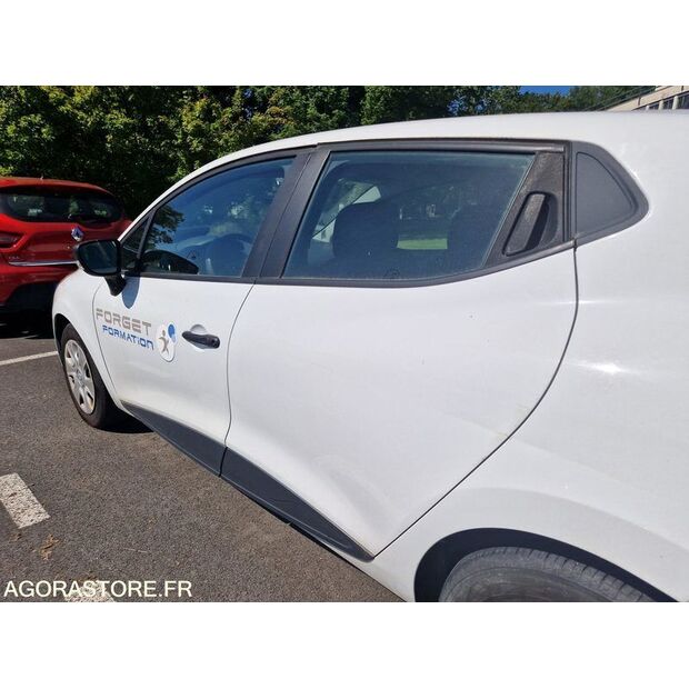 2017 رينو Clio-47888310