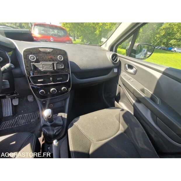 2017 رينو Clio-47888315