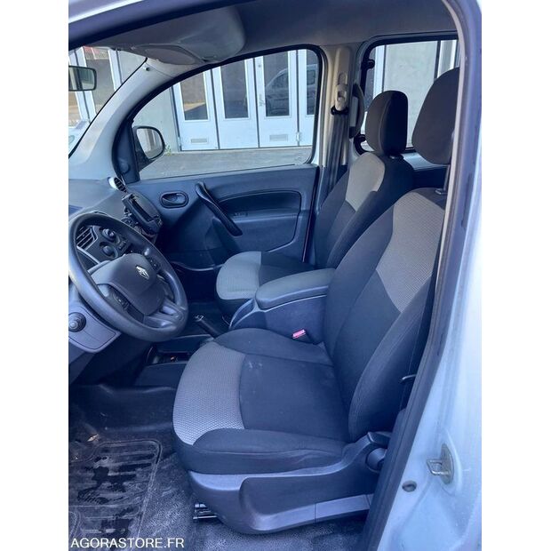 2017 Renault Kangoo-47888570
