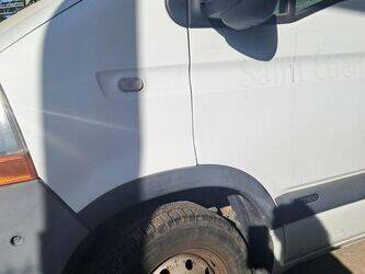 2010-renault-master-1463566-47888604