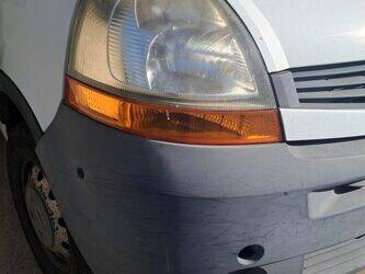 2010-renault-master-1463566-47888614