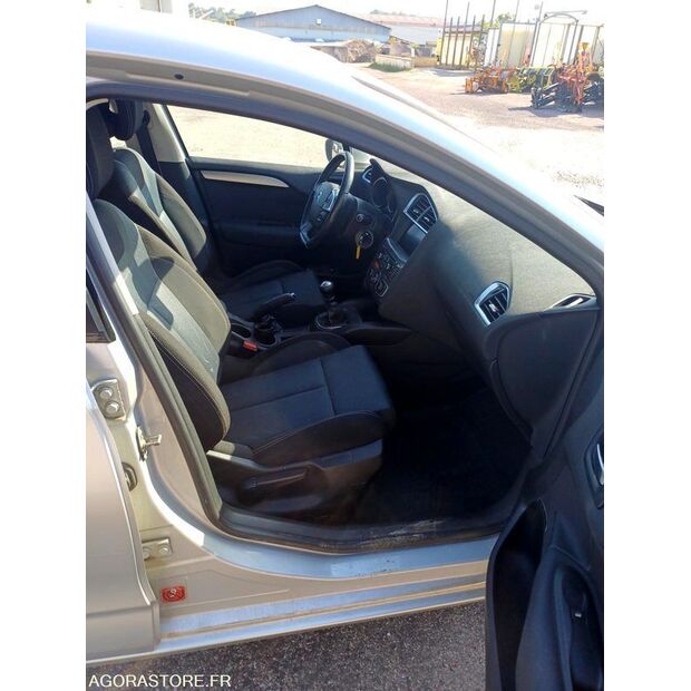 2012 Citroen C4-47888635