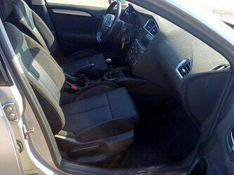 2012-citroen-c4-1463567-47888635