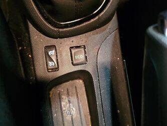 2014-renault-clio-1463570-47888777