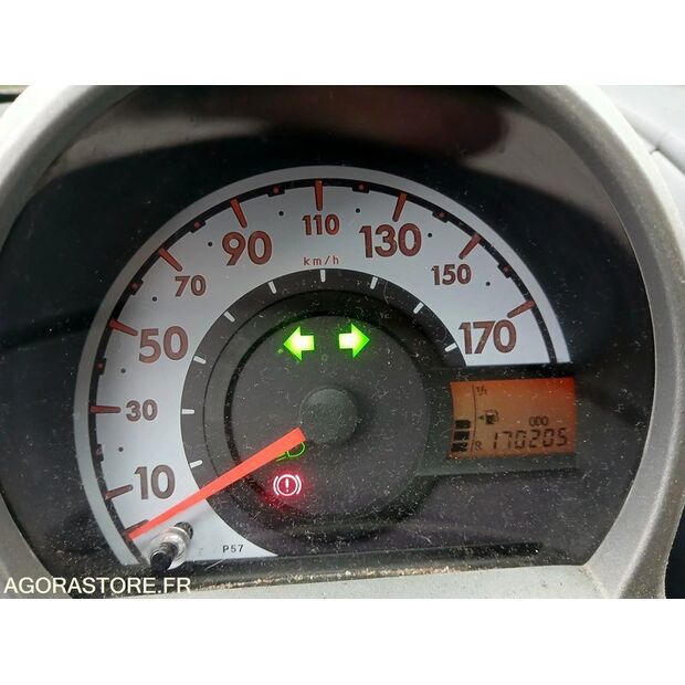2008 Peugeot 107-47888933
