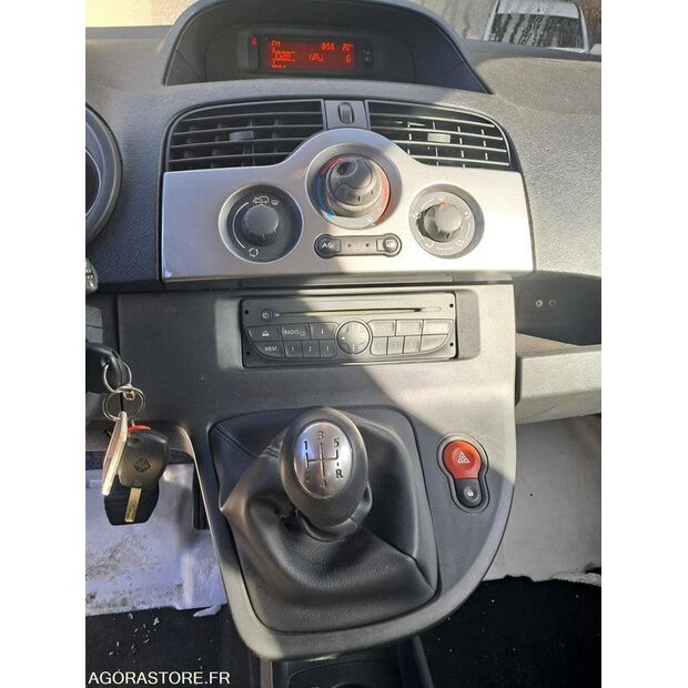 2011 Renault Kangoo-47889112