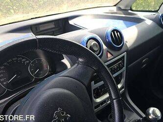 2007-peugeot-1007-1463584-47889171