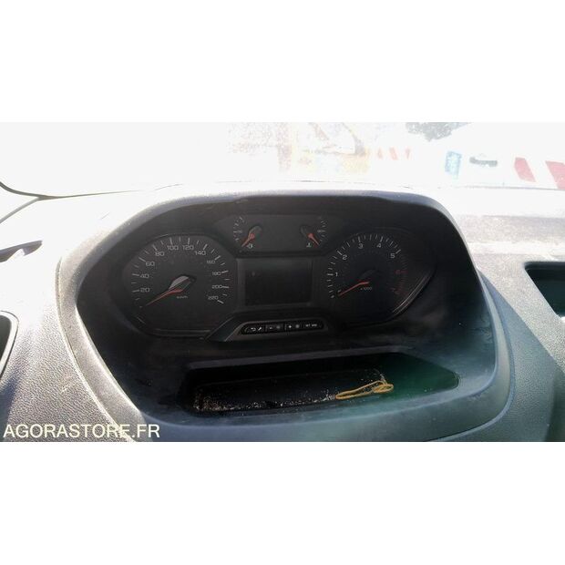 2019 Peugeot PARTNER-47889269