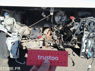 2019-peugeot-partner-1463588-47889273