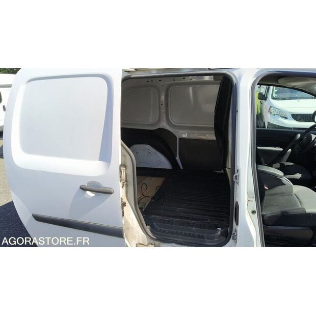 2016 Renault Kangoo-47889341