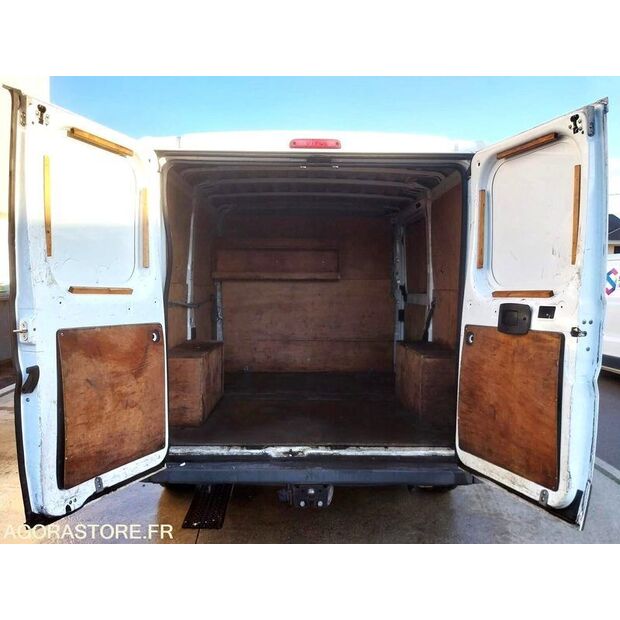 2014 Peugeot BOXER-47889372