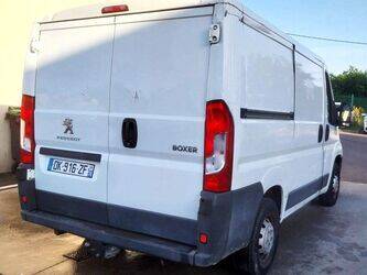 2014-peugeot-boxer-1463590-47889374