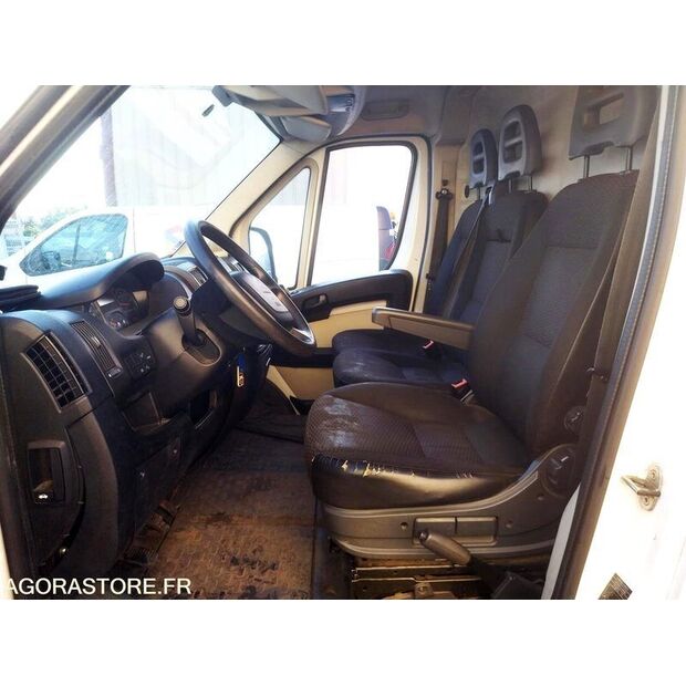2014 Peugeot BOXER-47889380