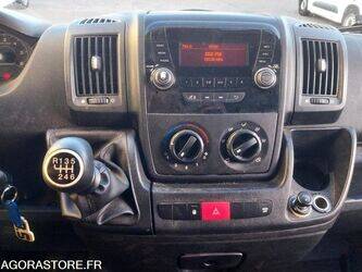2014-peugeot-boxer-1463590-47889381