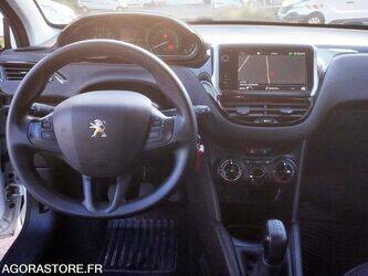 2018-peugeot-208-1463591-47889420