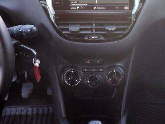 2018-peugeot-208-1463591-47889422
