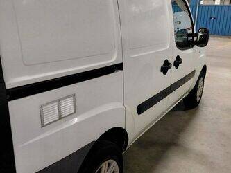 2009-fiat-doblo-1463595-47889570
