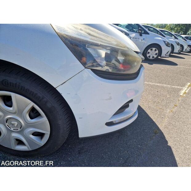 2017 Renault Clio-47889600
