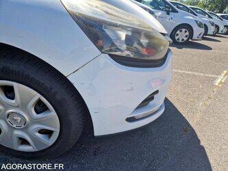 2017-renault-clio-1463596-47889600