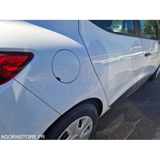 2017 Renault Clio-47889605