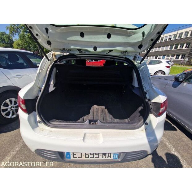 2017 Renault Clio-47889609