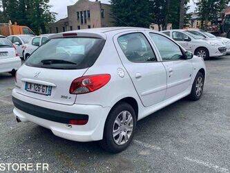2012-peugeot-206-1463599-47889670