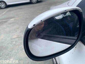 2012-peugeot-206-1463599-47889683