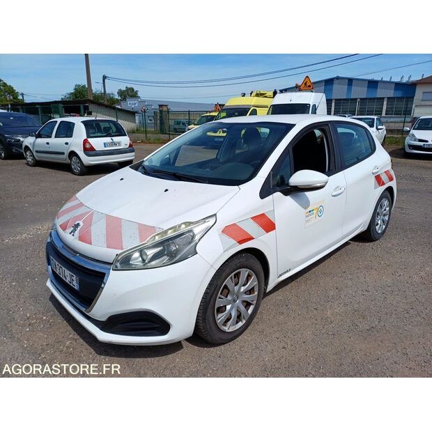 2015 Peugeot 208-47890075