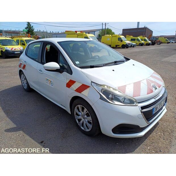 2015 Peugeot 208-47890076