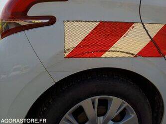 2015-peugeot-208-1463608-47890079
