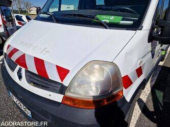 2009-renault-master-1463610-47890135