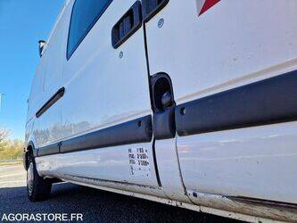 2009-renault-master-1463610-47890145
