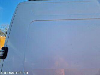 2009-renault-master-1463610-47890159