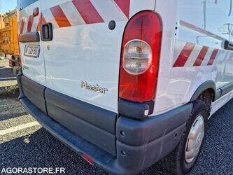 2009-renault-master-1463610-47890162