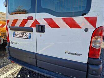 2009-renault-master-1463610-47890165