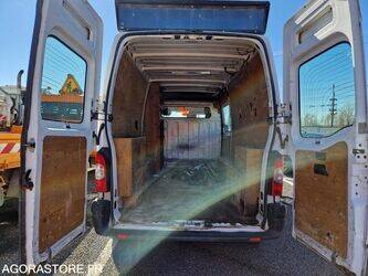 2009-renault-master-1463610-47890166