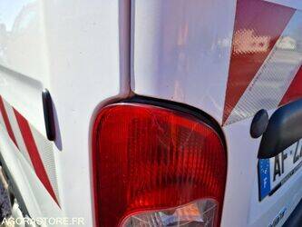 2009-renault-master-1463610-47890172